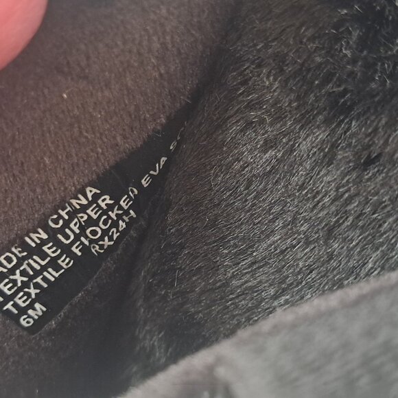 Michael Kors MK Logo Fuzzy slip on  Comfy Fur Lined Slippers .BNWT - Picture 8 of 9